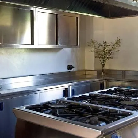 Sleeps 4 With Pool Apartment