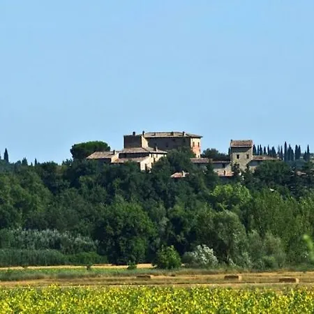 Sleeps 4 With Pool Castiglione Della Valle